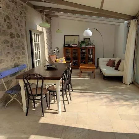 Maison De Village * Sciez