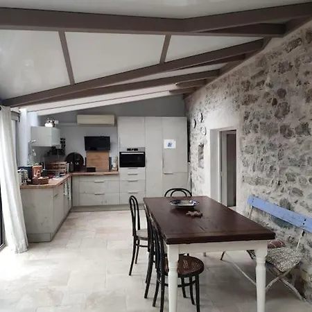 Maison De Village Διαμέρισμα Sciez